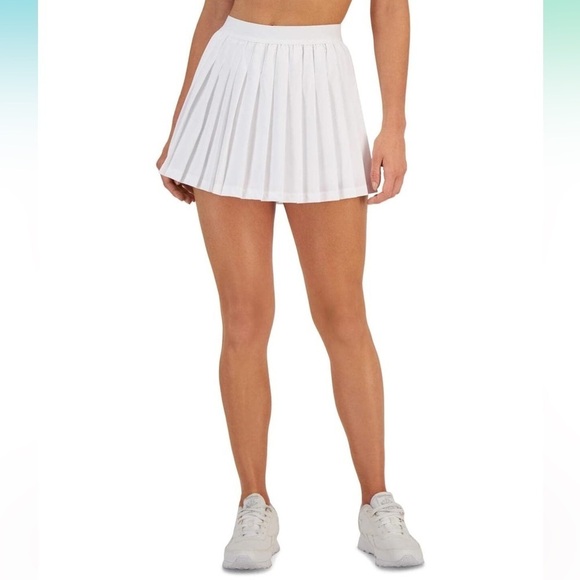 Ideology Dresses & Skirts - Tennis Comfort White Active Solid Pleated Mini Skort